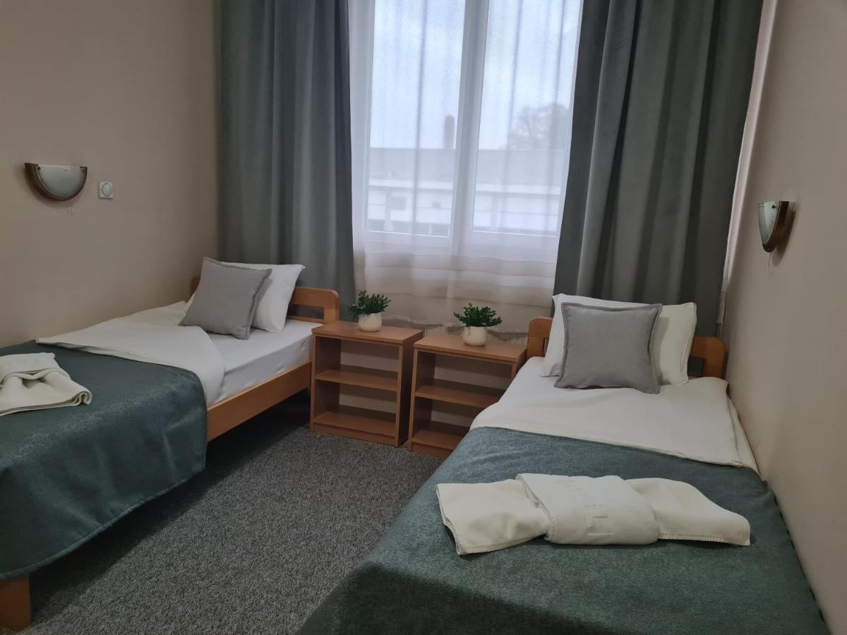 Garni Hotel Alma Pirot Exterior foto