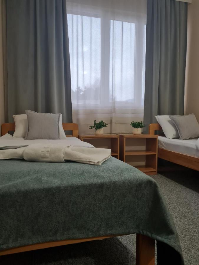 Garni Hotel Alma Pirot Exterior foto